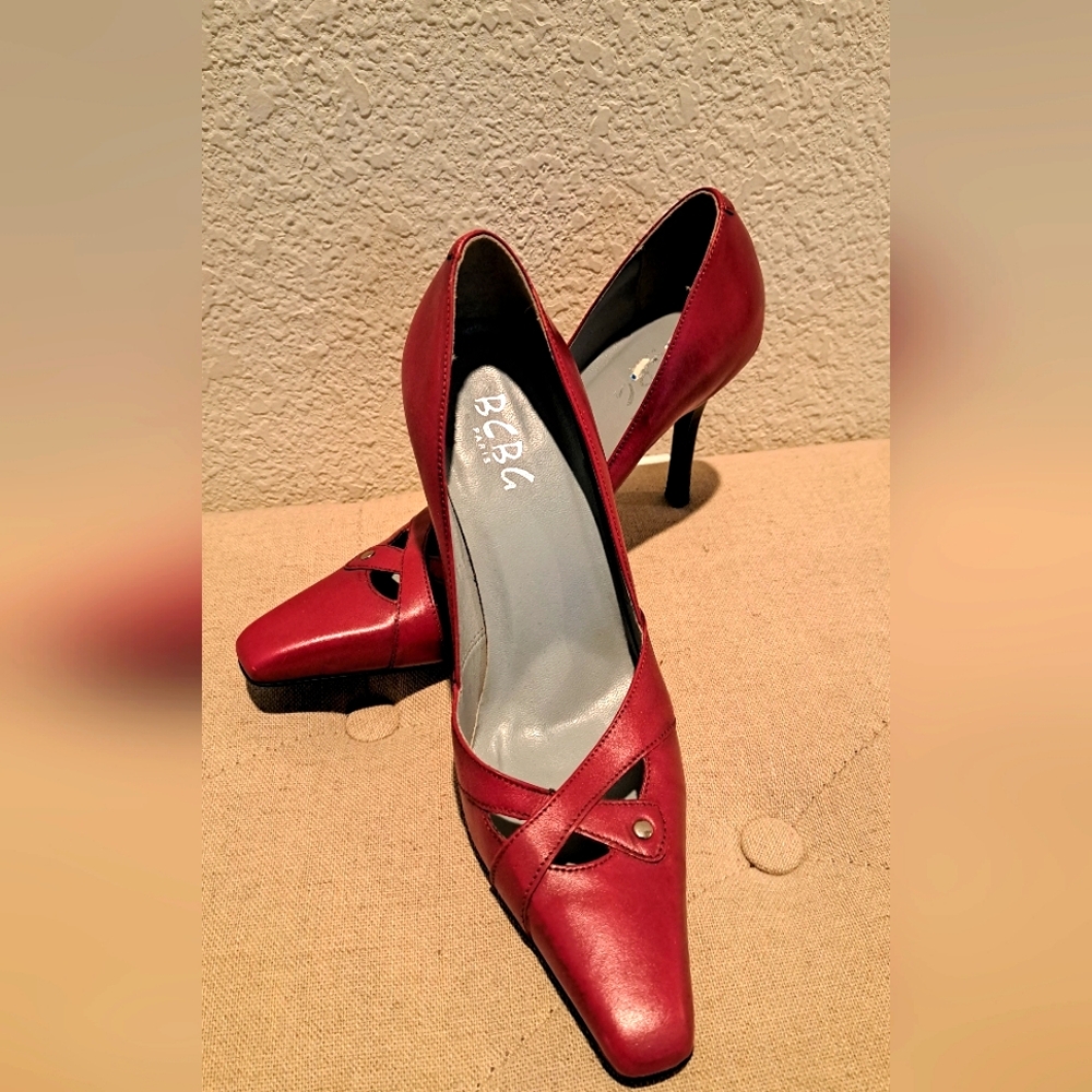 bcbg Paris red leather heels